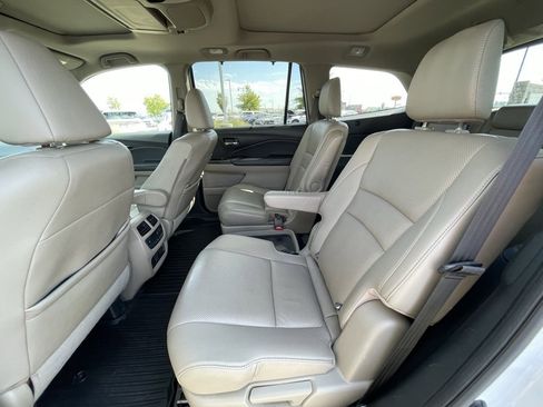 Used 2022 Honda Pilot Elite image 26
