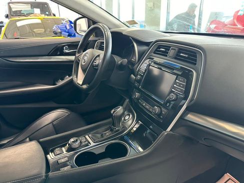 Used 2021 Nissan Maxima 3.5 SV w/ Floor Mat Group image 38