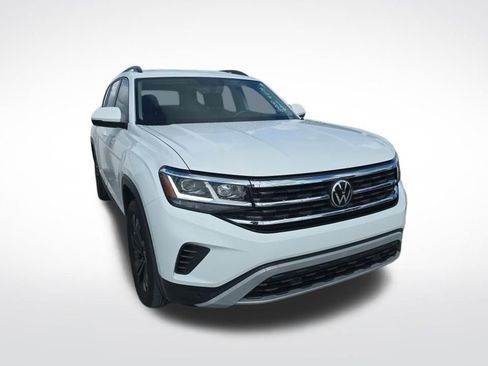 Used 2023 Volkswagen Atlas SE w/ Black Wheel Package image 2