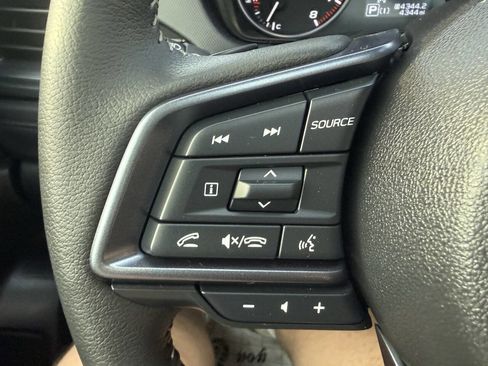 Used 2025 Subaru Forester Limited image 30