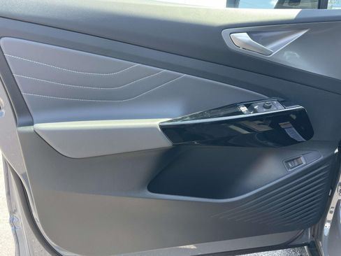New 2026 Volkswagen ID.4 Pro S AWD/4WD image 14