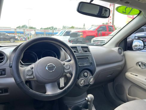 Used 2012 Nissan Versa w/ SL Tech Pkg FWD image 14