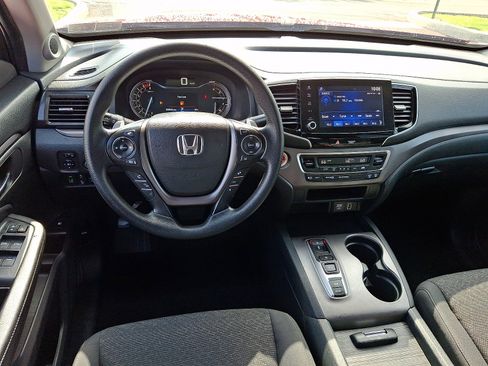 Used 2023 Honda Ridgeline Sport image 11