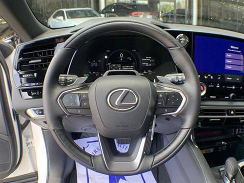 Used 2026 Lexus RX 450h AWD image 14