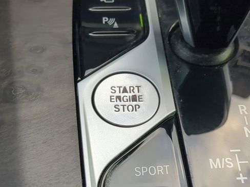 Used 2023 BMW X5 xDrive40i w/ Premium Package image 31