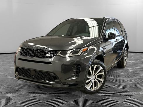 Used 2025 Land Rover Discovery Sport Dynamic SE image 1