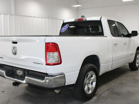 Used 2022 RAM 1500 Big Horn AWD/4WD image 9