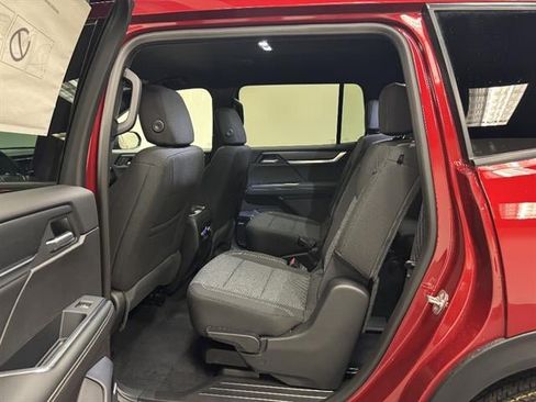New 2026 GMC Acadia Elevation w/ LPO, Floor Liner Package AWD/4WD image 16