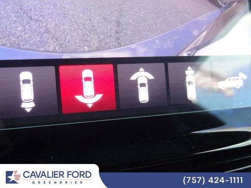 Used 2023 Jeep Grand Cherokee L Limited w/ Luxury Tech Group II AWD/4WD image 41