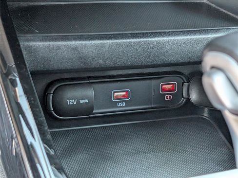Used 2022 Kia Forte GT-Line w/ GT-Line Technology Package FWD image 24