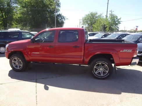 Used 2014 Toyota Tacoma PreRunner w/ SR5 Package image 23