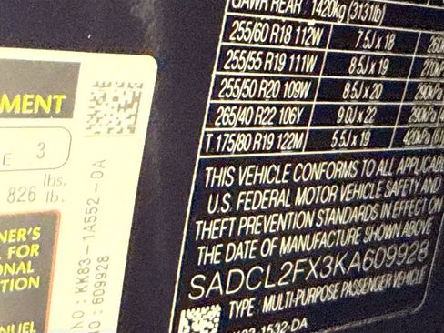 Used 2019 Jaguar F-PACE R-Sport image 27