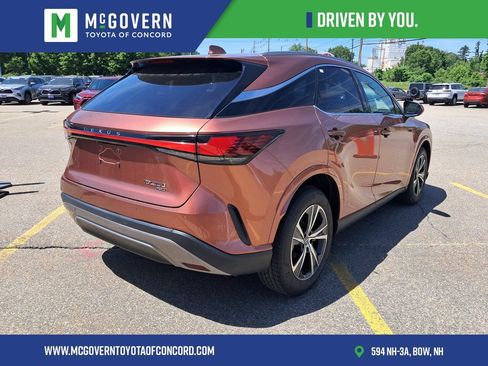 Used 2023 Lexus RX 350 Premium Plus w/ Accessory Package (Z1) AWD/4WD image 3