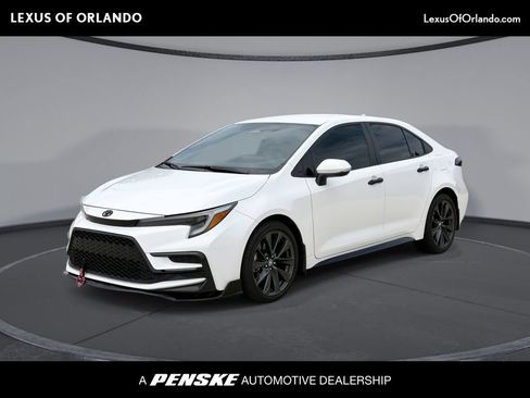 Used 2024 Toyota Corolla SE FWD image 1