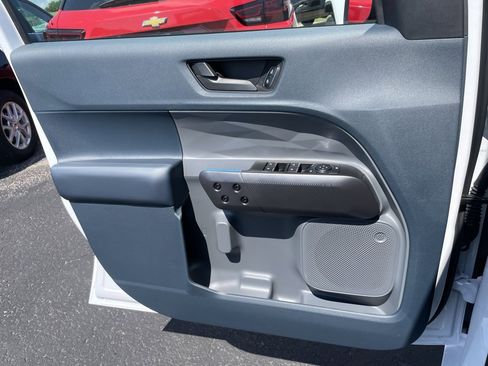 New 2025 Ford Maverick Lobo image 50