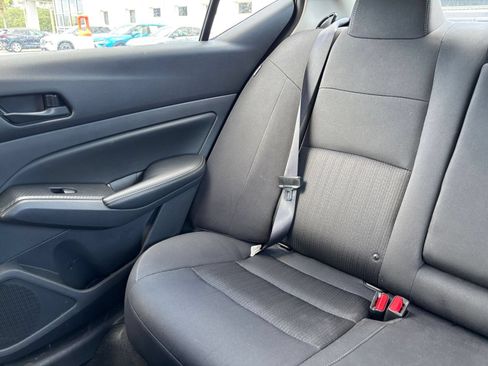Used 2025 Nissan Altima 2.5 SV FWD image 39