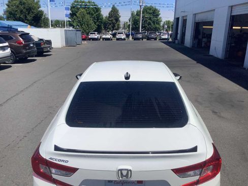 Used 2022 Honda Accord Sport image 5
