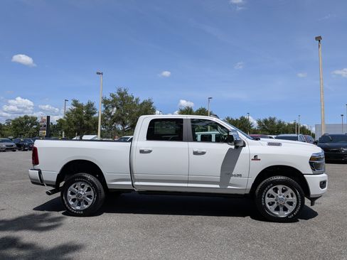New 2026 RAM 2500 Laramie AWD/4WD image 2