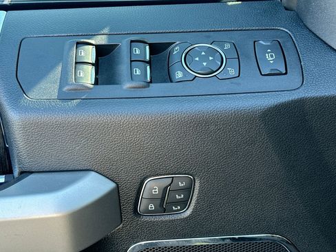 Used 2021 Ford F450 Lariat w/ Lariat Value Package image 17