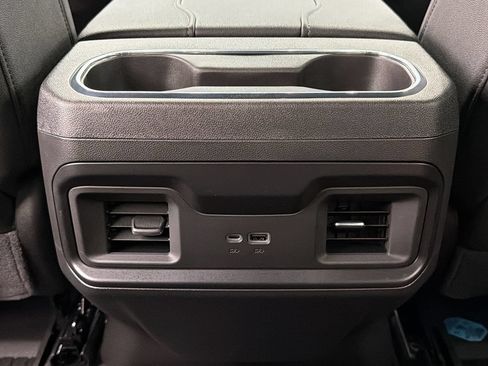 Used 2026 Chevrolet Silverado 1500 LT Trail Boss w/ Convenience Package II AWD/4WD image 37