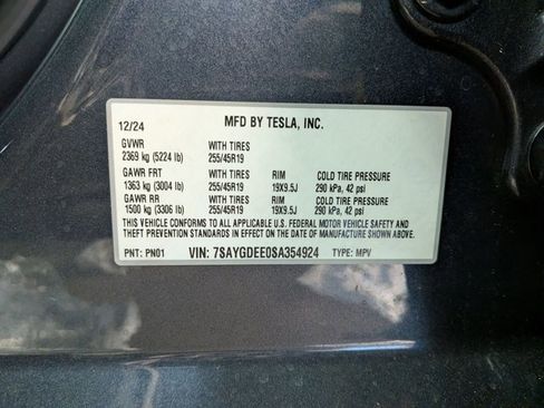 Used 2025 Tesla Model Y Long Range AWD/4WD image 30