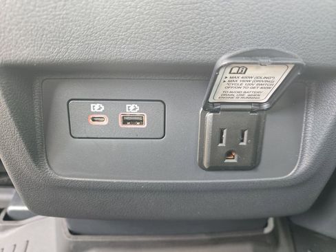 New 2026 Nissan Frontier SV w/ Tow Package RWD image 18