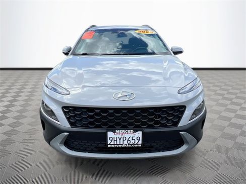 Used 2023 Hyundai Kona SEL w/ Convenience Package image 2