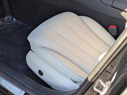 New 2025 Mercedes-Benz E 350 Sedan image 4