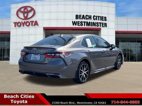 Certified 2024 Toyota Camry SE FWD image 12
