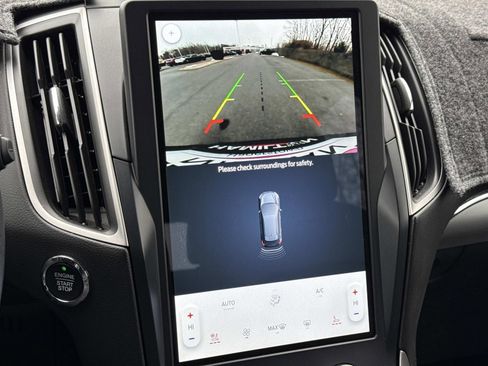 Used 2021 Ford Edge SEL w/ Convenience Package image 10