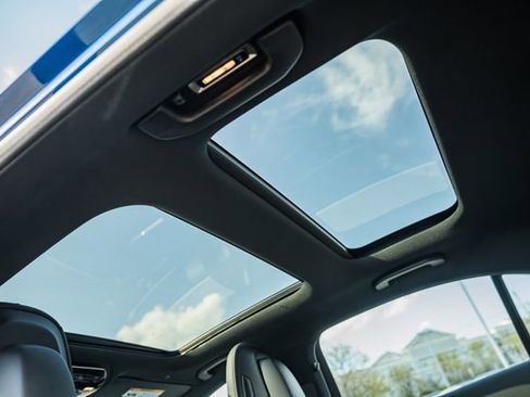 New 2026 Mercedes-Benz C 300 4MATIC Sedan image 32