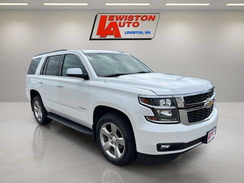 Used 2017 Chevrolet Tahoe LT w/ Luxury Package AWD/4WD image 14