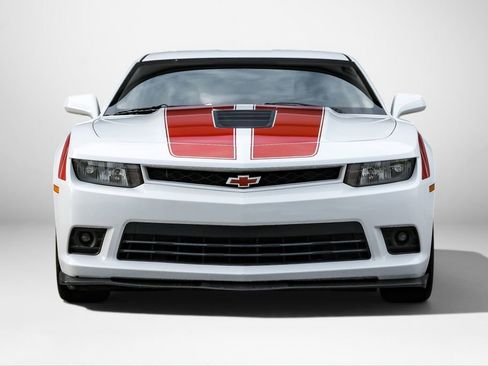 Used 2015 Chevrolet Camaro SS w/ Rear Vision Package RWD image 3