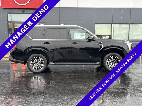 New 2025 Nissan Armada Platinum w/ Convenience Package image 2