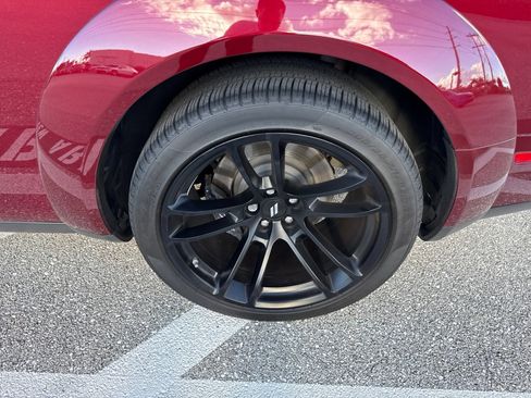 Used 2023 Dodge Challenger R/T Scat Pack RWD image 10