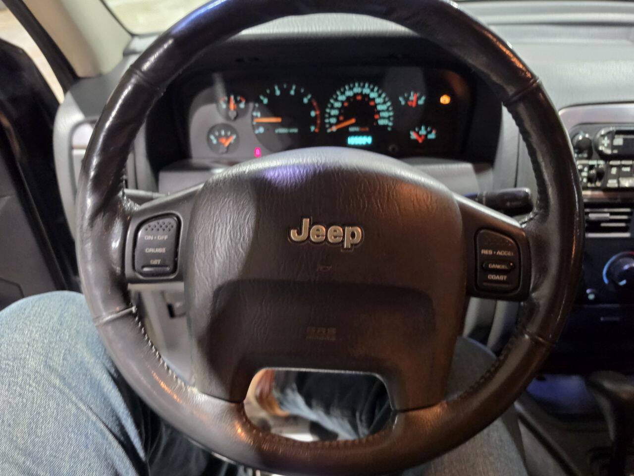 Used 2002 Jeep Grand Cherokee Laredo AWD/4WD image 35