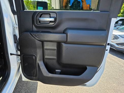 Used 2024 Chevrolet Silverado 2500 Custom w/ Custom Convenience Package AWD/4WD image 12