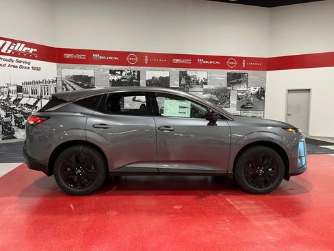 New 2026 Nissan Murano SV AWD/4WD image 2
