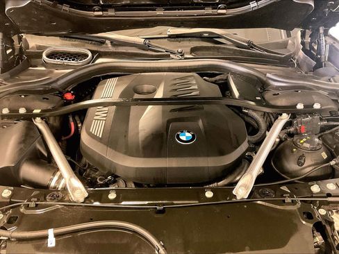 Used 2025 BMW 740i image 28