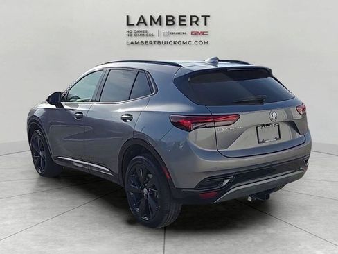 Used 2022 Buick Envision Essence w/ Sport Touring Package image 8