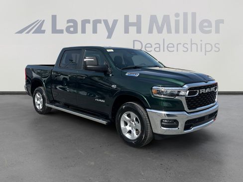 New 2026 RAM 1500 Big Horn AWD/4WD image 7