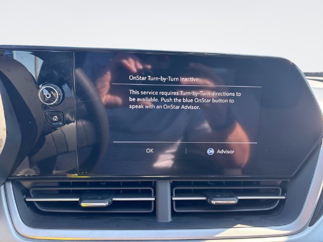 Used 2026 Chevrolet Trax LS FWD image 18