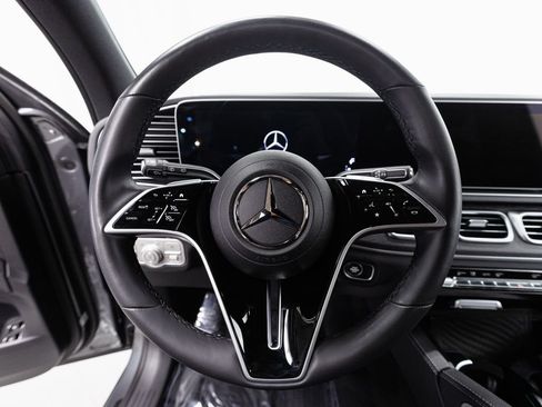 Used 2025 Mercedes-Benz GLE 450e 4MATIC w/ AMG Line Exterior image 12