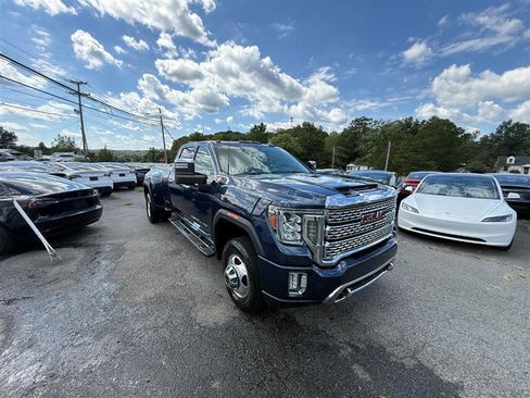 Used 2020 GMC Sierra 3500 Denali w/ Denali Ultimate Package AWD/4WD image 9