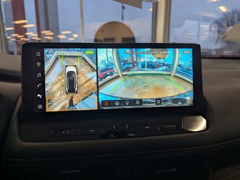 New 2026 Nissan Kicks SV image 9