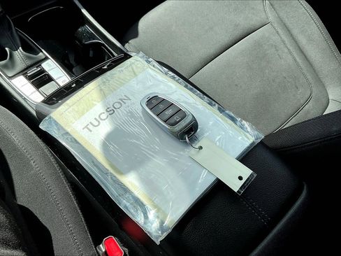 Used 2022 Hyundai Tucson SEL image 34