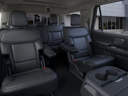 New 2026 Ford Expedition Platinum w/ Driver's Package image 11