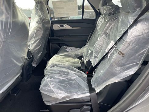 New 2026 Ford Explorer Active w/ Active Comfort Package image 13