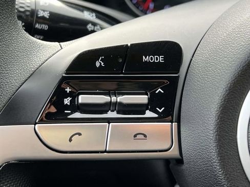 Certified 2023 Hyundai Elantra SEL w/ Cargo Package image 18