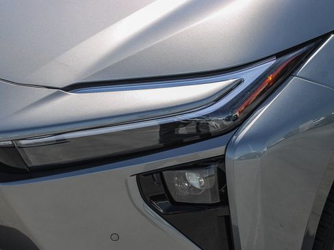 New 2026 Toyota bZ FWD image 5